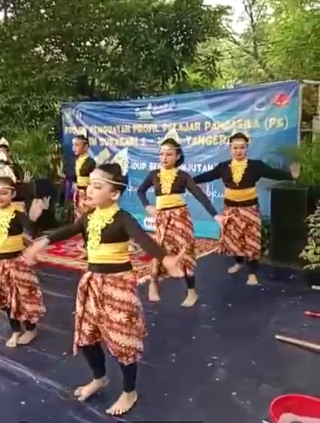 Tari